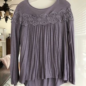 Long sleeve comfy top!